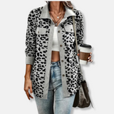 Camisa de mujer - Pana - Corte holgado - Cuello en punta - Estampado de leopardo