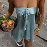 Vestido mini bandeau de satén liso
