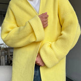 Chaleco de punto cómodo y casual, cintura atada.
