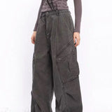 Pantalones cargo de mezclilla de pierna ancha con bolsillos grandes