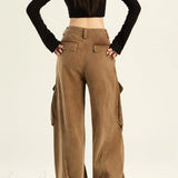 Pantalones cargo anchos y favorecedores en denim holgado