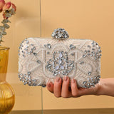 Clutch de noche de diseño en cristal y diamantes, adornado con pedrería, para boda o fiesta.