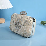 Clutch de noche de diseño en cristal y diamantes, adornado con pedrería, para boda o fiesta.