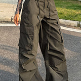 Pantalones cargo de cintura alta en color verde militar