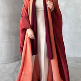 Gabardina de mujer – Corte oversize – Textura plisada – Cuello chal – Mangas murciélago