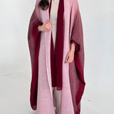 Gabardina de mujer – Corte oversize – Textura plisada – Cuello chal – Mangas murciélago