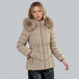 Parka para mujer – Corte entallado – Acolchado cálido – Capucha de piel sintética