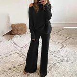 Conjunto de ropa de estar por casa para mujer: corte holgado, top con hombros descubiertos y pantalones anchos.