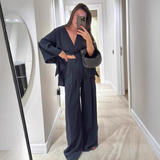 Conjunto de dos piezas para mujer: Top holgado con cuello en V y pantalón ancho de cintura alta.