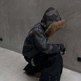 Sudadera con capucha estilo streetwear hip-hop