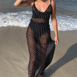 Vestido largo, transparente y con lunares, sin espalda