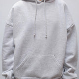 Sudadera informal con estampado de alas y lentejuelas.