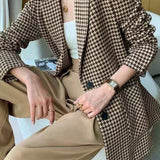 Blazer de lana con estampado de pata de gallo