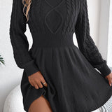 Minivestido de punto grueso con cuello redondo y cintura torcida