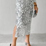 Elegante falda midi ajustada con lentejuelas y cintura alta