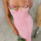 Vestido sin tirantes con bordado floral