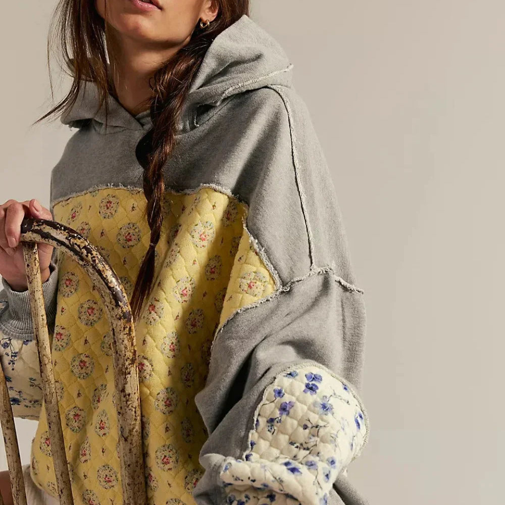 Sudadera informal con paneles bordados