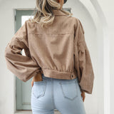 Chaqueta corta de pana con botones