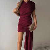 Vestido mini ajustado liso con fruncido y lazo en la parte delantera.