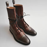 Botas de mujer – Piel auténtica – Media caña – Cordones ajustables – Corte ajustado