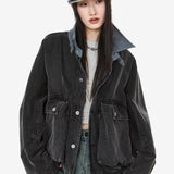 Chaqueta de trabajo con bolsillos, corte informal.