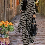 Thea - Un atuendo inusual para los amantes de la moda.