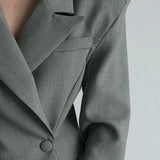 Blazer vintage con cuello en V y un botón