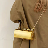 Bolso de hombro cilíndrico mini de moda para la noche.