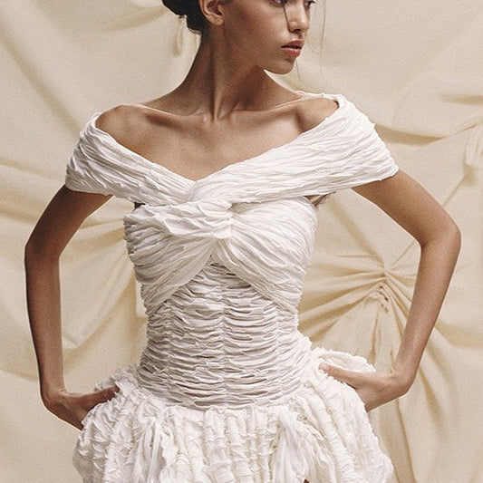 Vestido mini sexy, ajustado, de color liso, con escote con hombros descubiertos y espalda abierta.