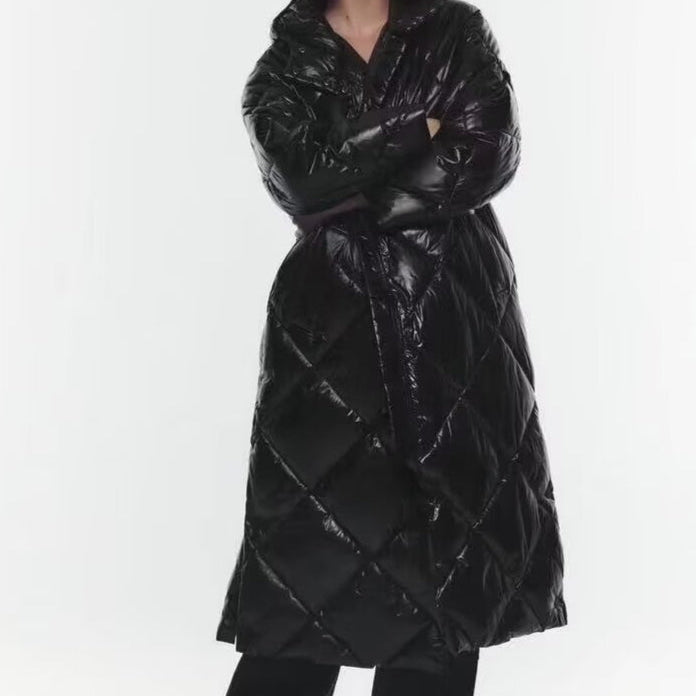 Chaqueta larga acolchada con capucha