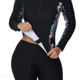 Traje de neopreno de dos piezas con estampado floral