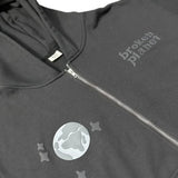 Sudadera con capucha polar con cremallera y estampado de telaraña.