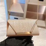 Clutch de noche con lentejuelas