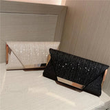 Clutch de noche con lentejuelas
