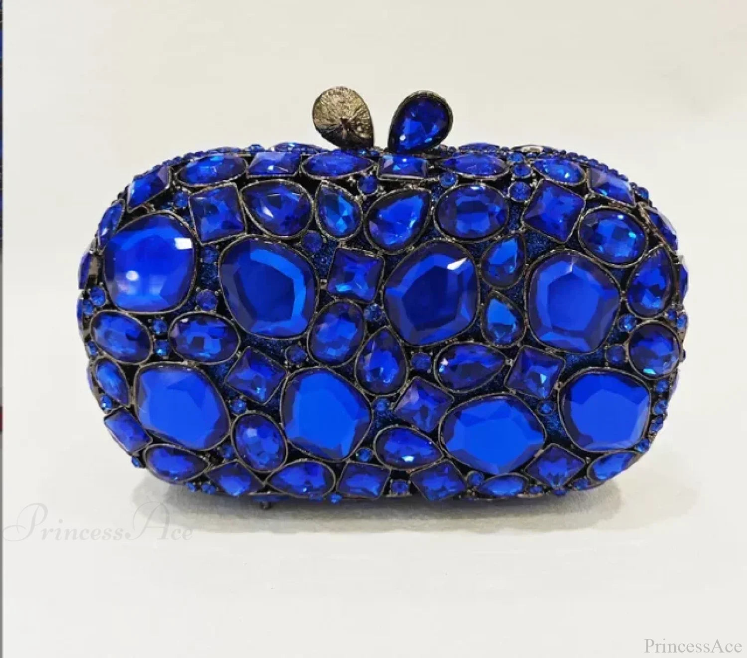 Clutch de noche con cristales dorados y plateados
