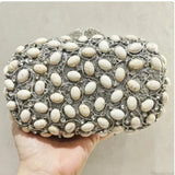 Clutch de noche con cristales dorados y plateados