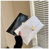 Clutch de noche dorado