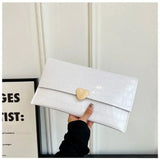 Clutch de noche dorado