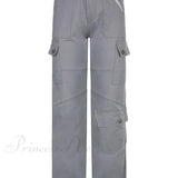 Pantalones cargo casuales grises con bolsillos cosidos