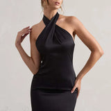 Vestido de noche con espalda descubierta