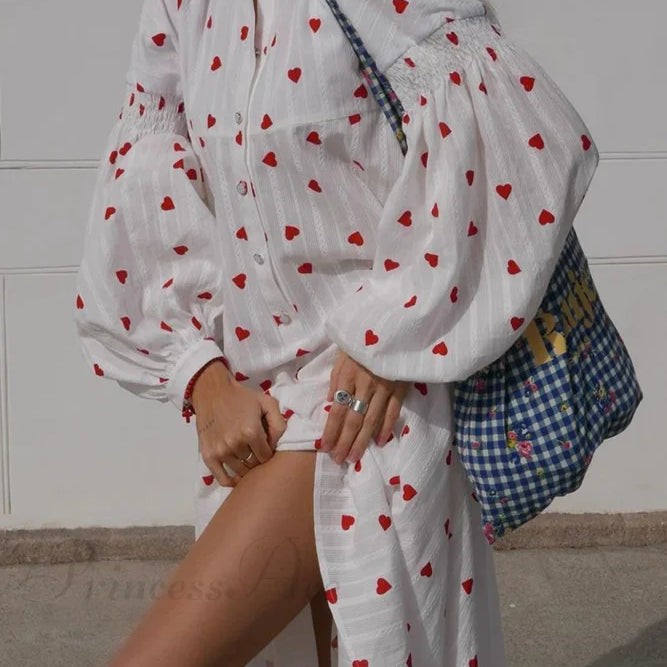 Vestido de algodón con mangas abullonadas y estampado de corazones