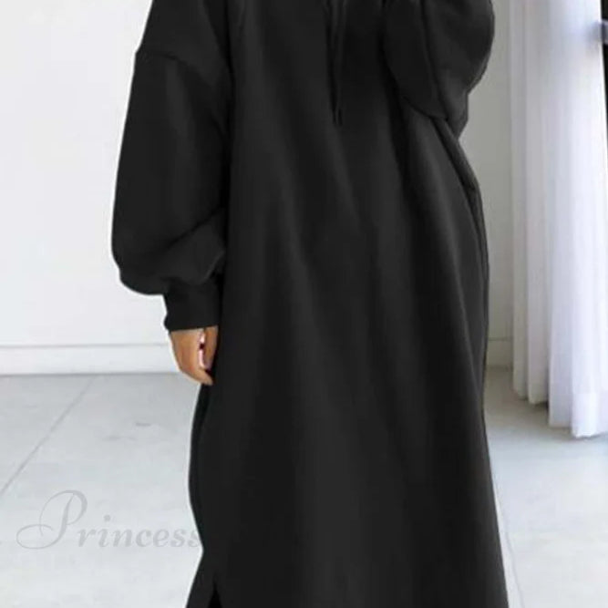 Vestido sudadera con capucha y hombros caídos