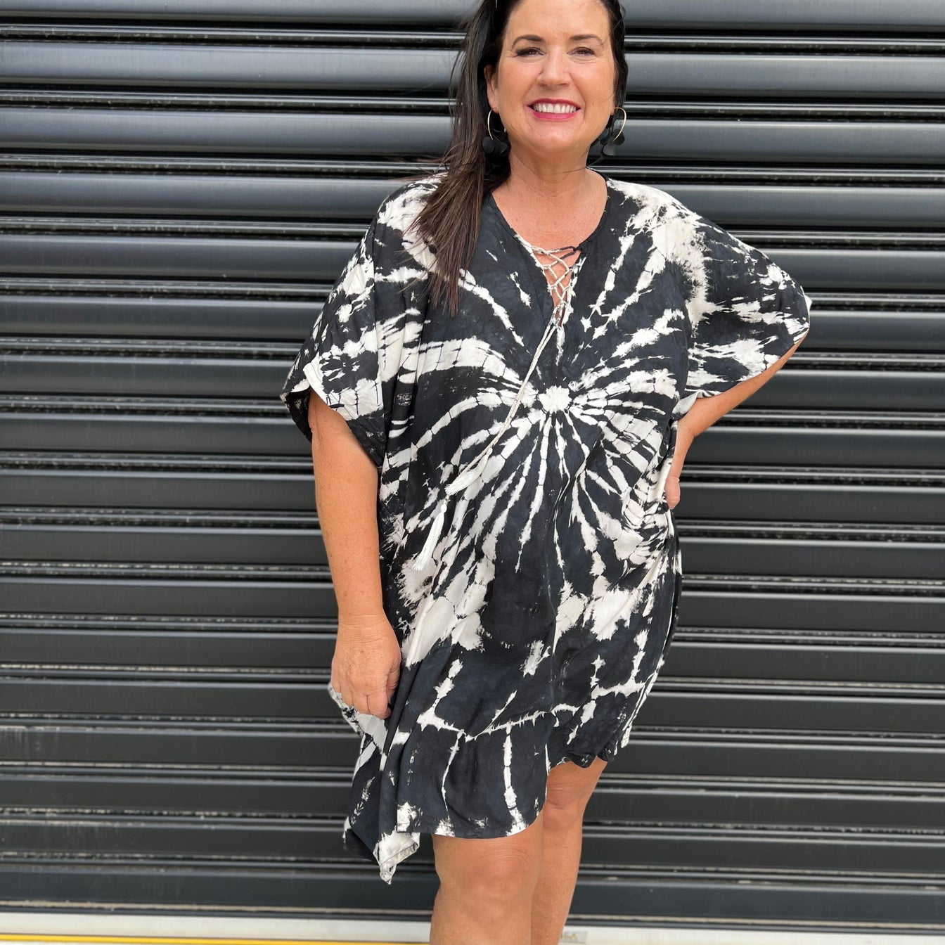 Vestido caftán para mujer - Corte holgado - Estampado tie-dye - Cuello con cordones - Mangas cortas