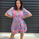 Vestido de mujer - Estampado floral - Corte acampanado - Cuello en V - Mangas cortas con volantes