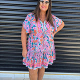 Vestido de mujer - Estampado floral - Corte acampanado - Cuello en V - Mangas cortas con volantes