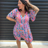 Vestido de mujer - Estampado floral - Corte acampanado - Cuello en V - Mangas cortas con volantes