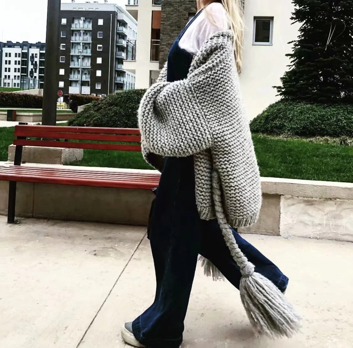 Cárdigan de punto para mujer – Corte oversize – Cinturón trenzado – Mangas largas