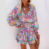 Vestido de mujer – corte evasé – mangas largas – escote en pico – estampado – cintura fruncida