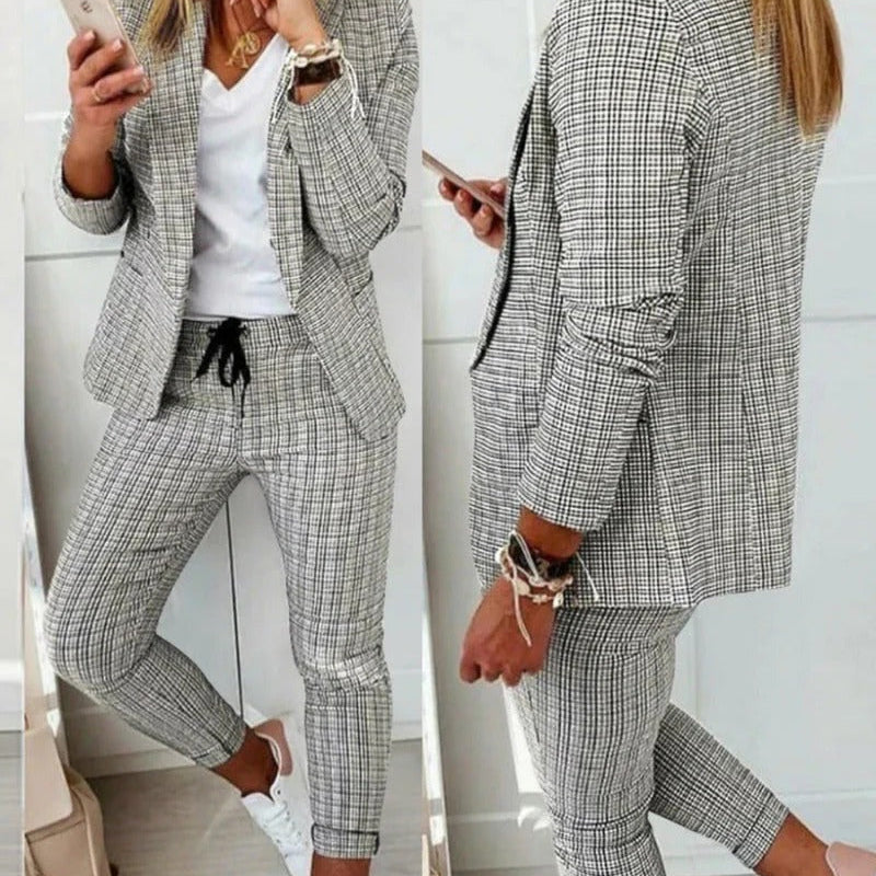 Blazer de mujer – Corte entallado – Tejido ligero y suave – Estilo profesional y elegante