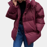 Chaqueta acolchada para mujer – Corte oversize – Capucha integrada – Largo hasta la cadera
